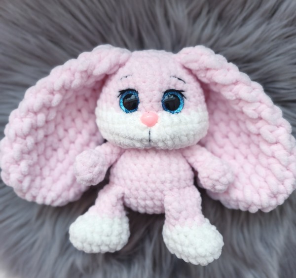Nertas dviejų spalvų zuikutis  (15cm)
