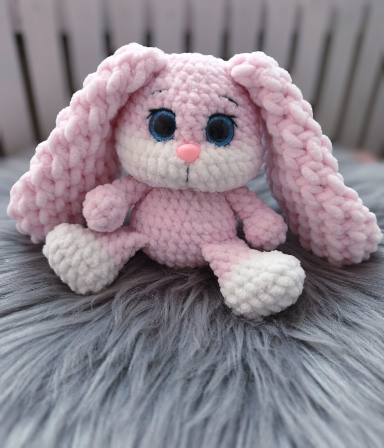 Nertas dviejų spalvų zuikutis  (15cm)