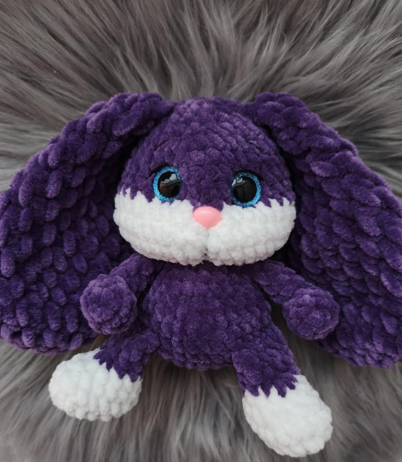 Nertas dviejų spalvų zuikutis  (15cm)