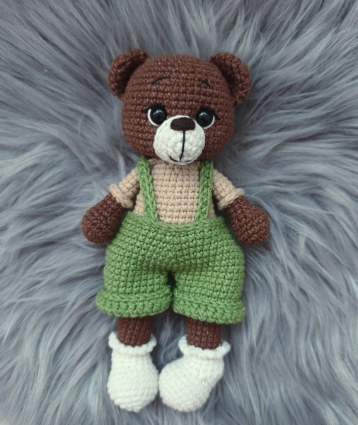 Rankų darbo nertas meškiukas (~19cm)