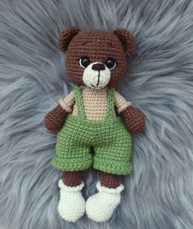 Rankų darbo nertas meškiukas (~19cm)