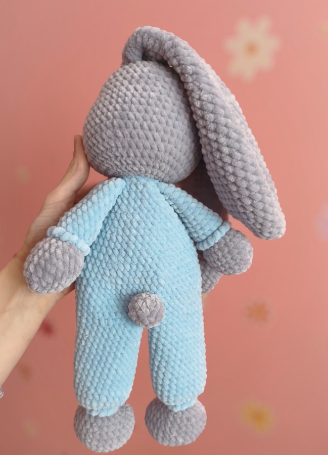 Rankų darbo pliušinis migdukas zuikutis (34cm)