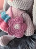 Rankų darbo nerta zuikutė su aksesuarais "Mia" (33cm)